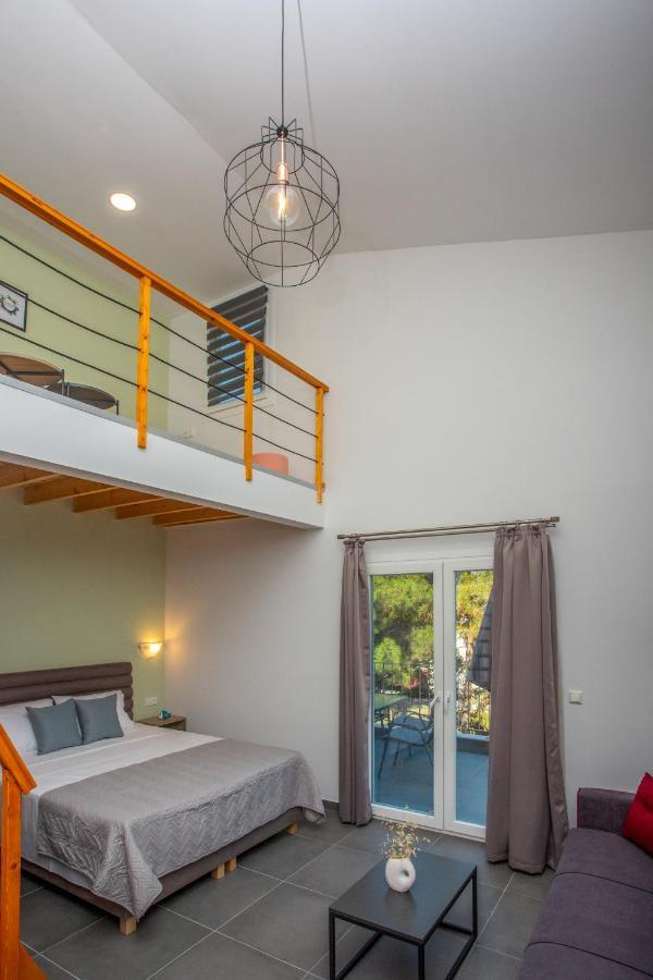 Privileged Villa Nea Peramos  Exterior photo