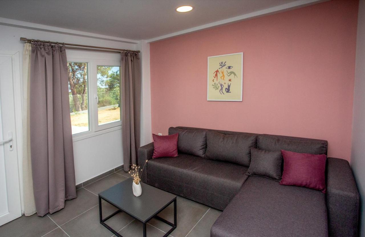 Privileged Villa Nea Peramos  Exterior photo