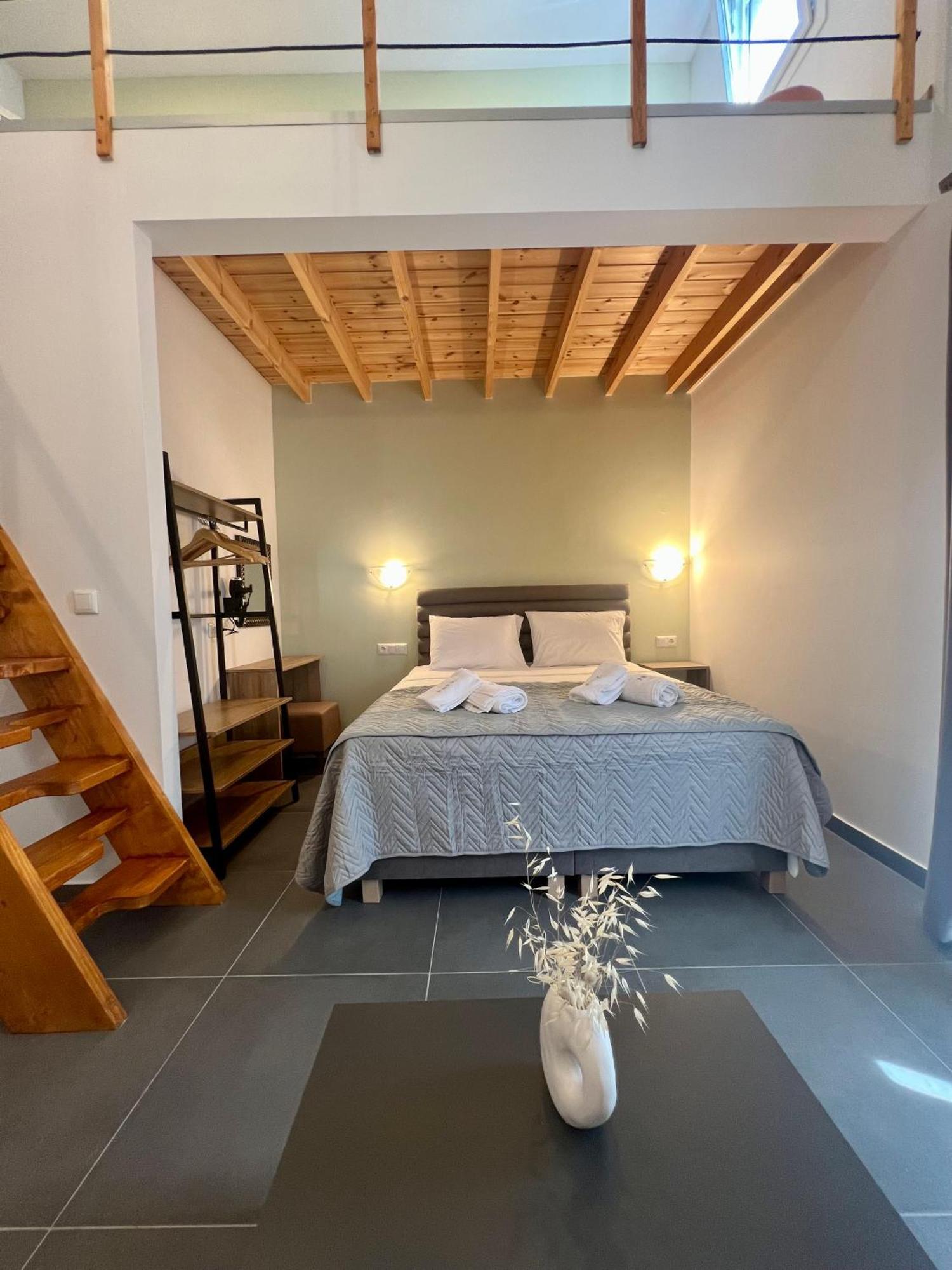 Privileged Villa Nea Peramos  Exterior photo